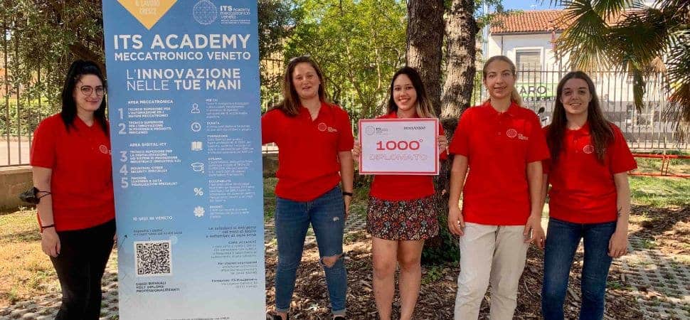 ITS SLIDER_ragazze ai corsi stem Ragazze diplomate 2022 ITS meccatronico veneto