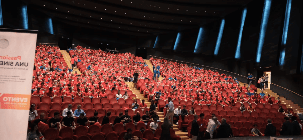 Grande evento Passione meccatronica_platea Grande evento Passione meccatronica_platea
